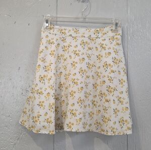 Hollister Floral Yellow and White Women's Skirt